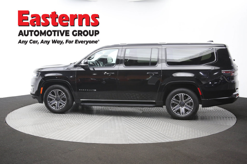 Used 2024 Jeep Wagoneer L Series II RWD image 70