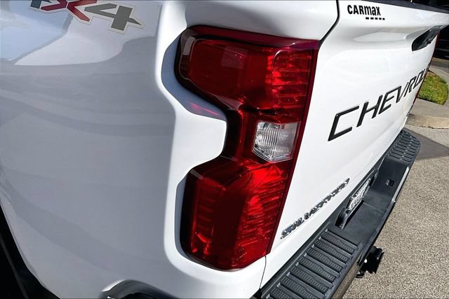 Certified 2022 Chevrolet Silverado 2500 Custom w/ Custom Value Package AWD/4WD image 28