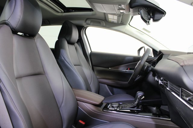 Used 2025 MAZDA CX-30 AWD 2.5 S w/ Premium Package image 12