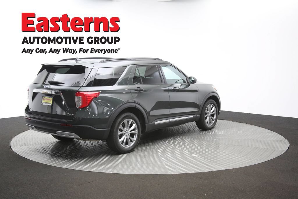Used 2022 Ford Explorer XLT w/ Equipment Group 202A AWD/4WD image 44