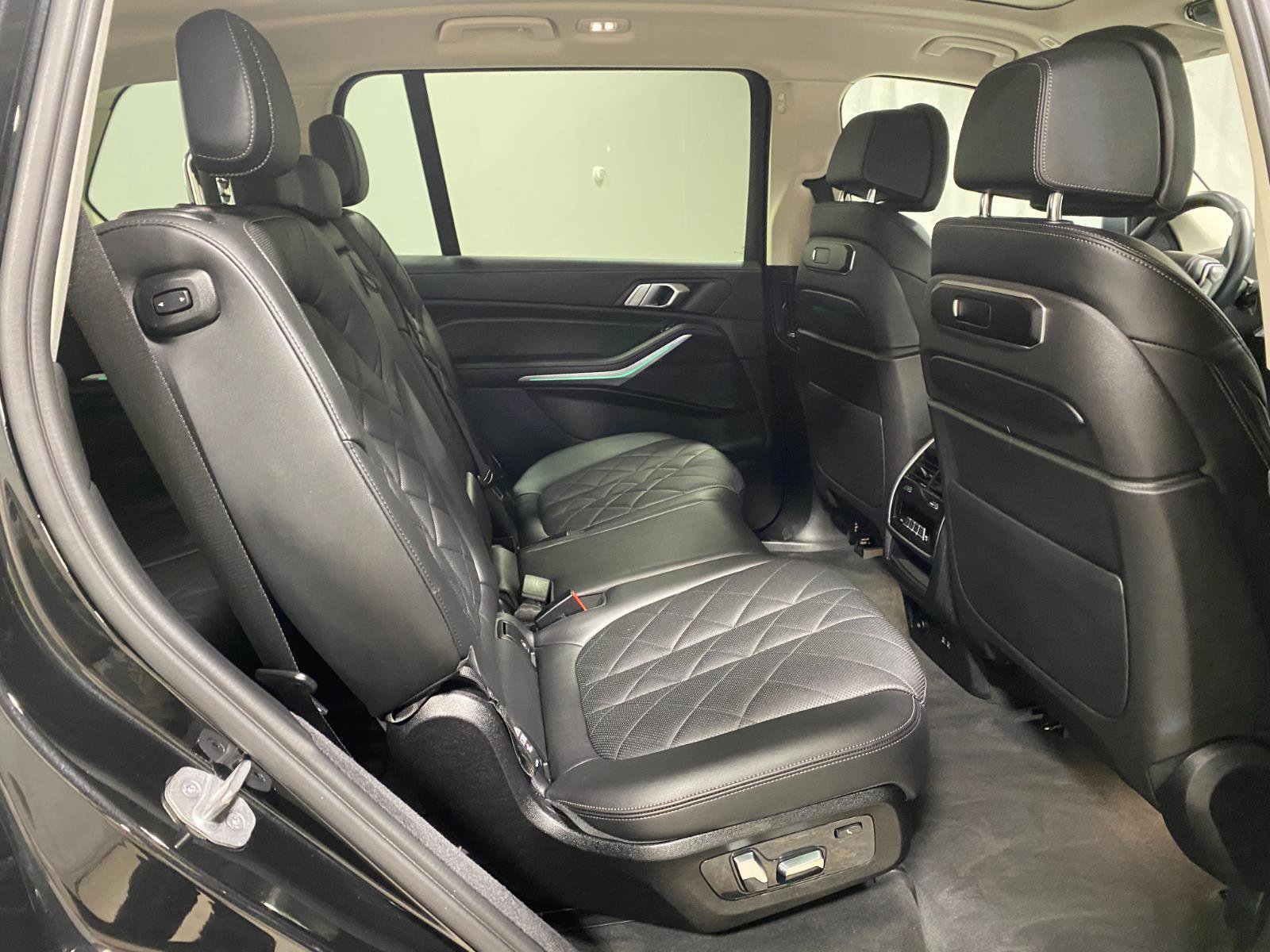Certified 2023 BMW X7 xDrive40i w/ Parking Assistance Package image 18