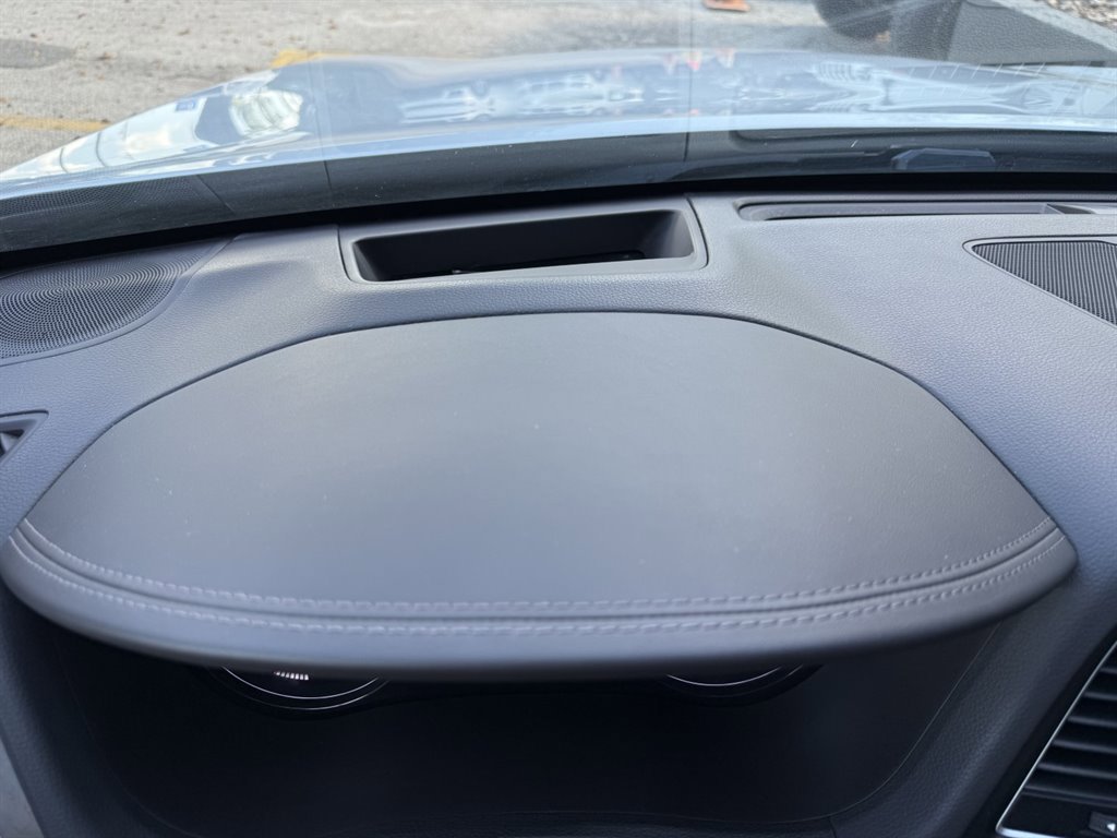 Used 2017 Genesis G80 3.8 w/ Option Group 03 image 26