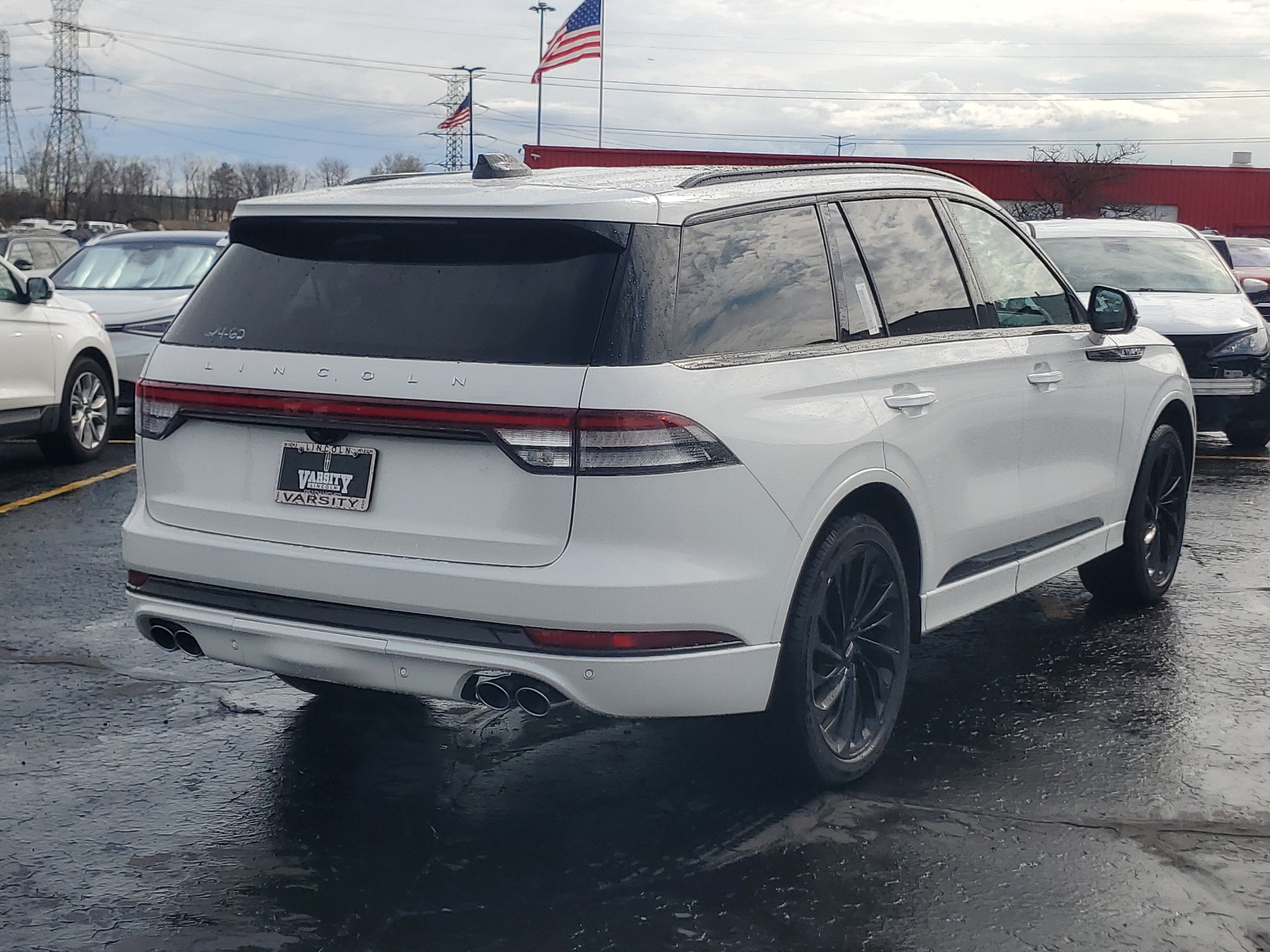 New 2026 Lincoln Aviator Reserve image 4