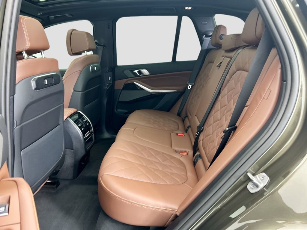 Certified 2026 BMW X5 xDrive40i w/ M Sport Package image 20