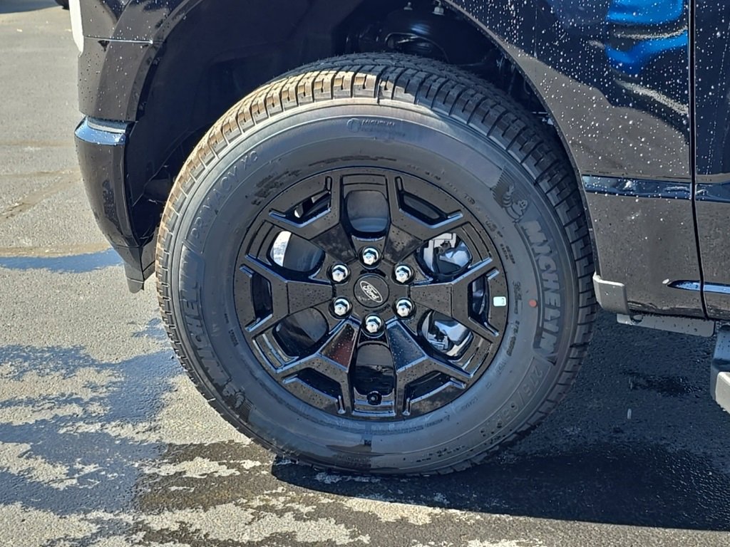 New 2025 Ford F150 Lightning XLT image 78