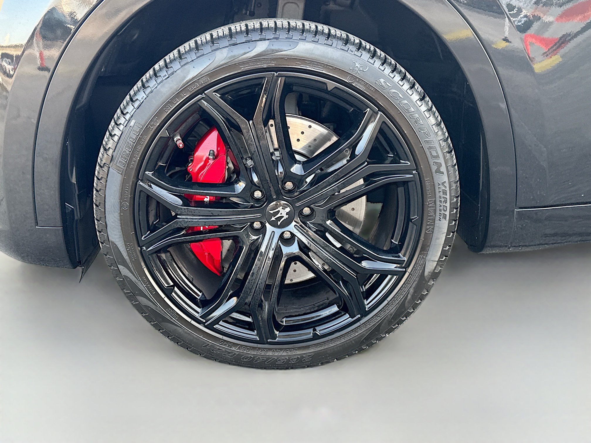 Used 2022 Maserati Levante Modena AWD/4WD image 43
