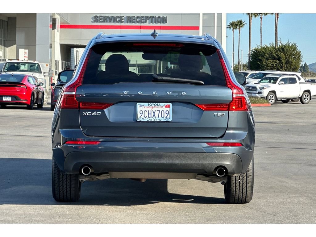 Used 2018 Volvo XC60 T5 Momentum image 5