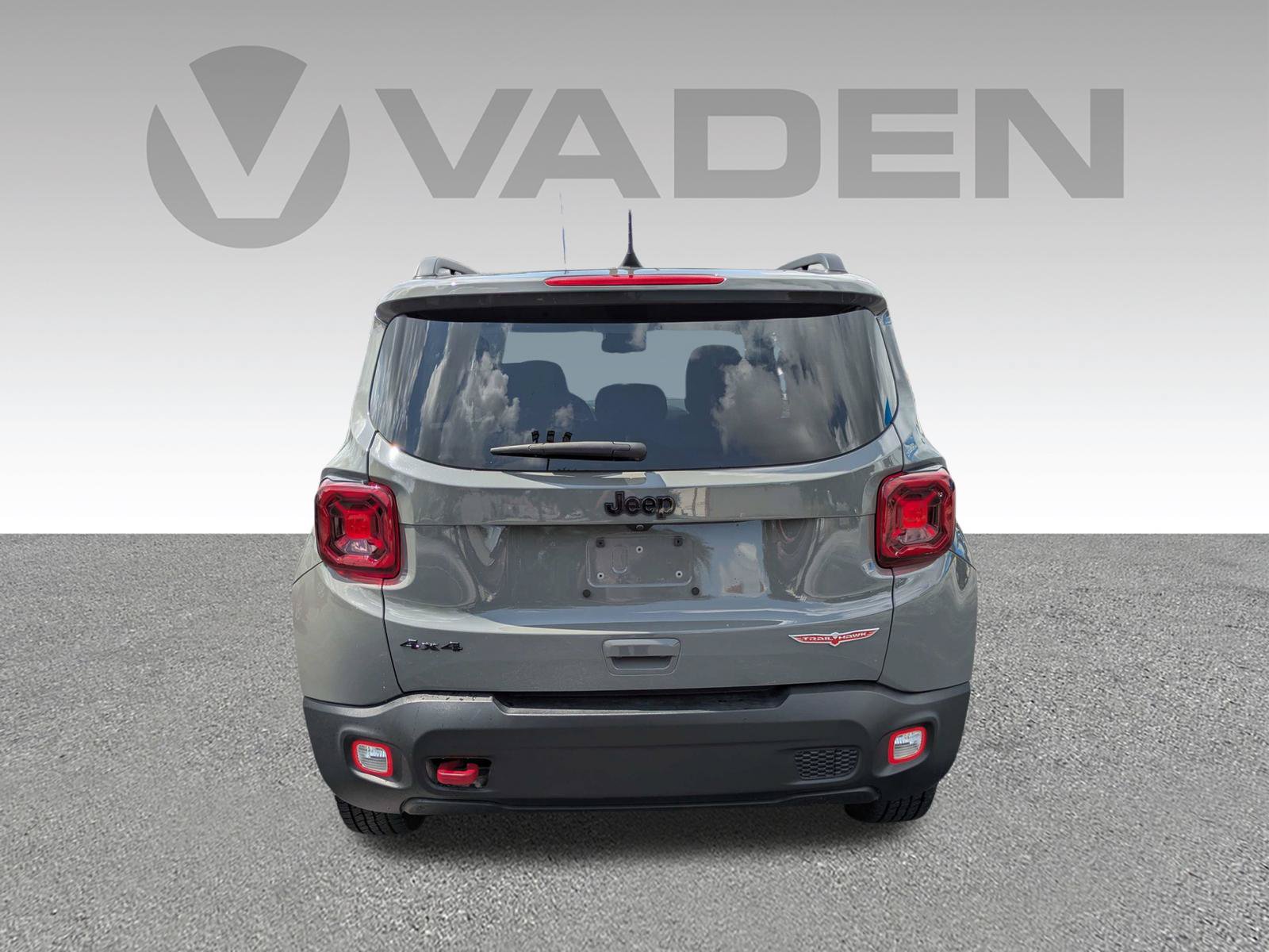 Used 2023 Jeep Renegade Trailhawk w/ Sun/Sound Group AWD/4WD image 27