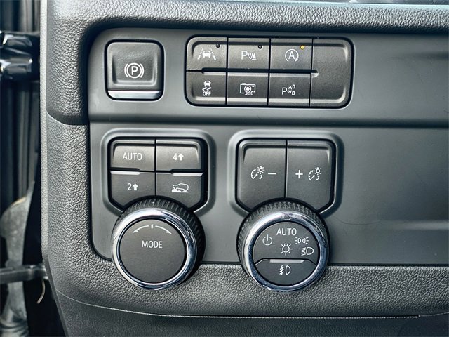 Certified 2025 Chevrolet Tahoe Premier image 18