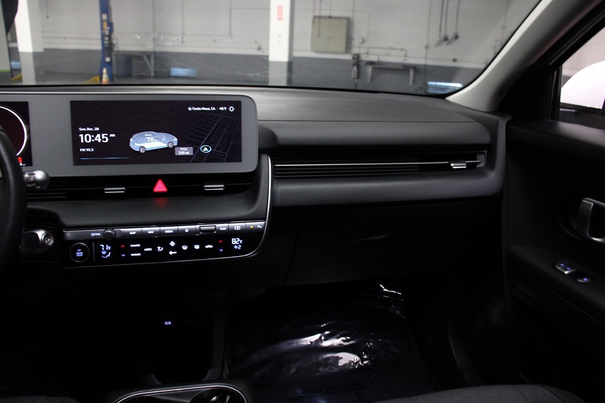 Used 2024 Hyundai Ioniq 5 SEL AWD/4WD image 36