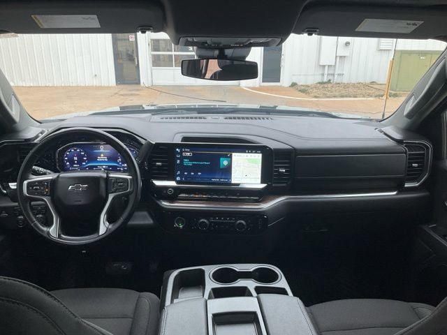 Used 2024 Chevrolet Silverado 1500 RST AWD/4WD image 4