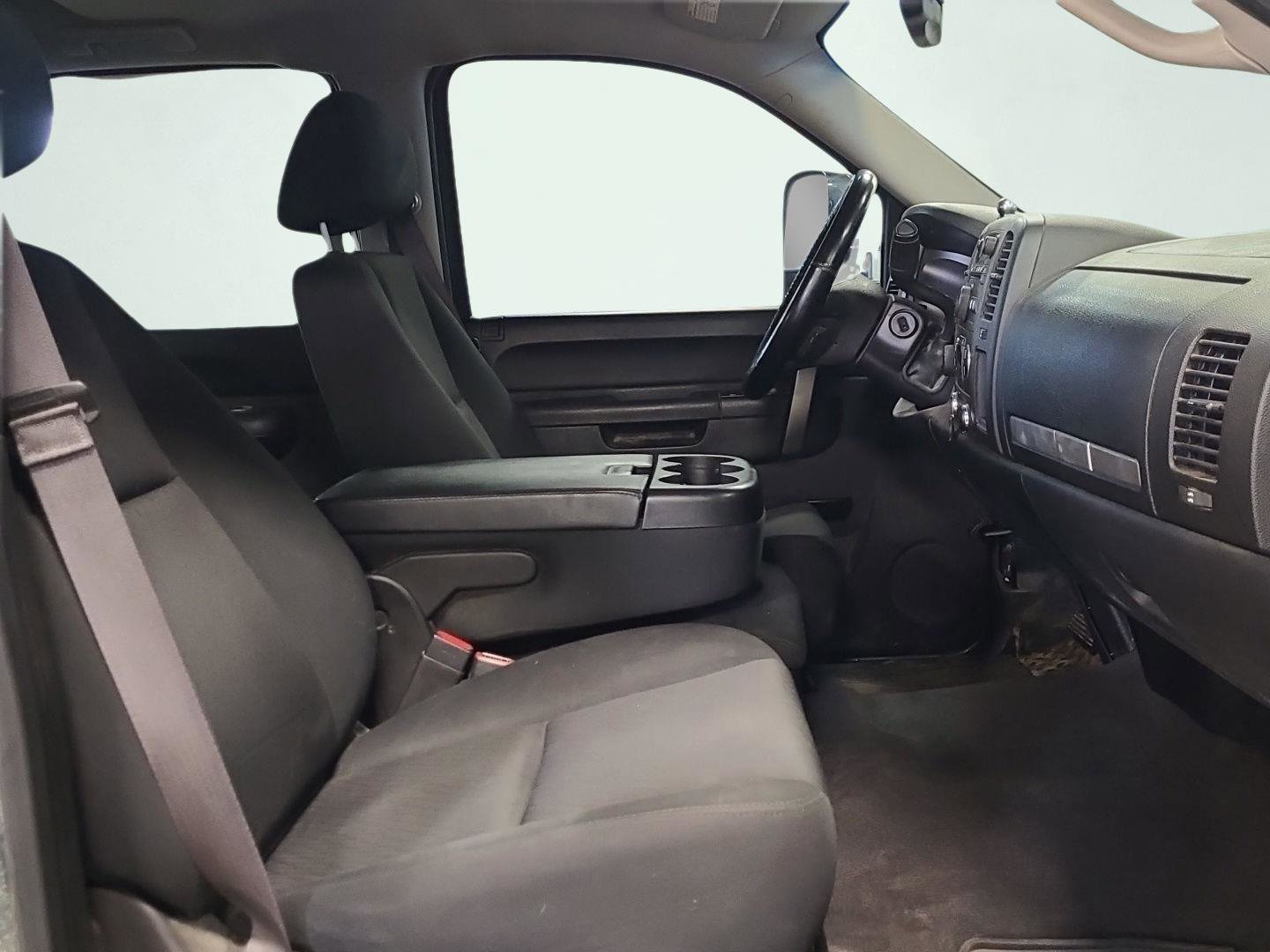 Used 2013 GMC Sierra 2500 SLE w/ SLE Preferred Package image 15