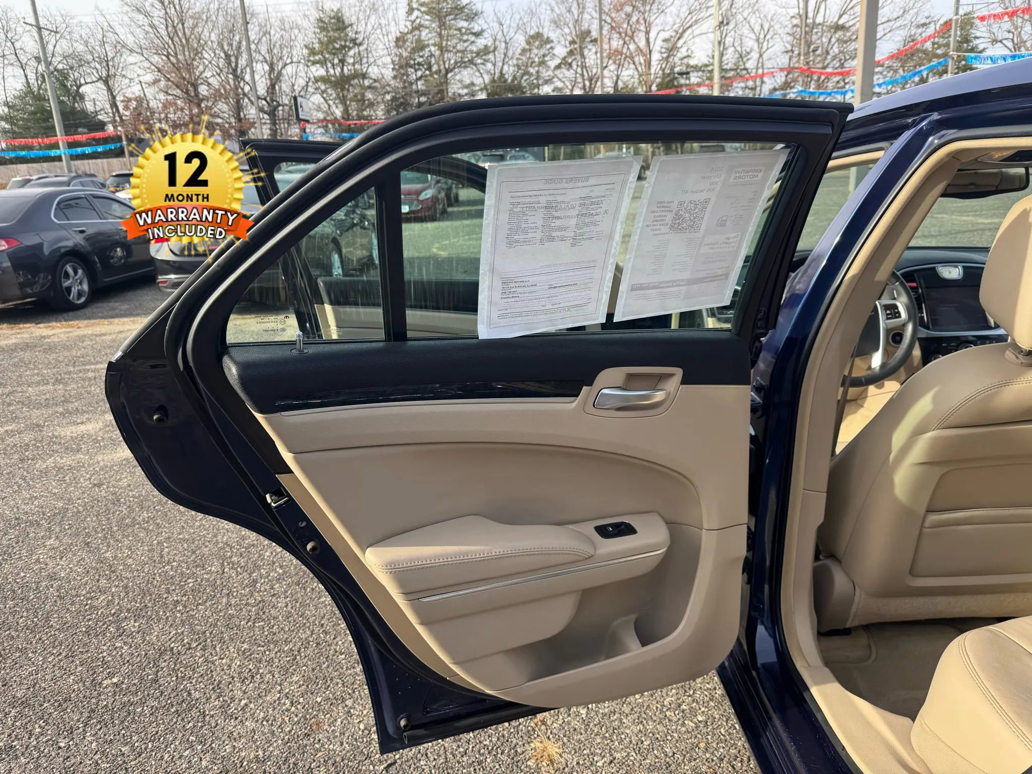 Used 2014 Chrysler 300 image 16