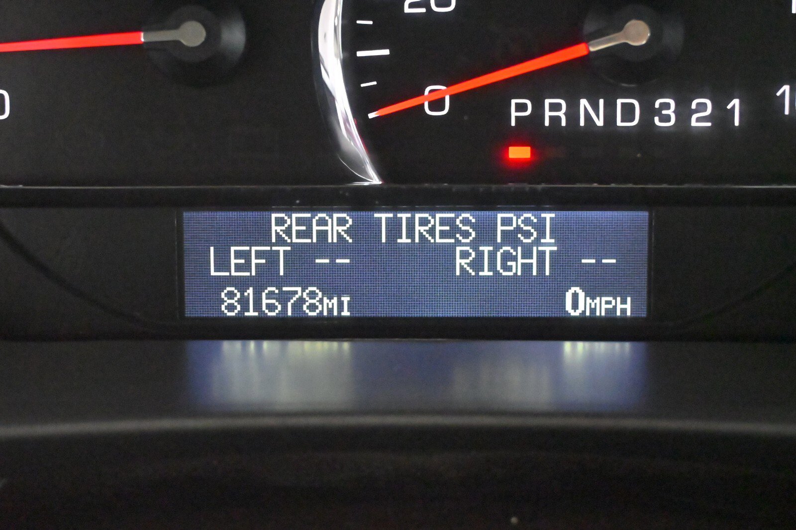 Used 2007 Cadillac DTS Luxury I w/ Trunk Convenience Package image 15