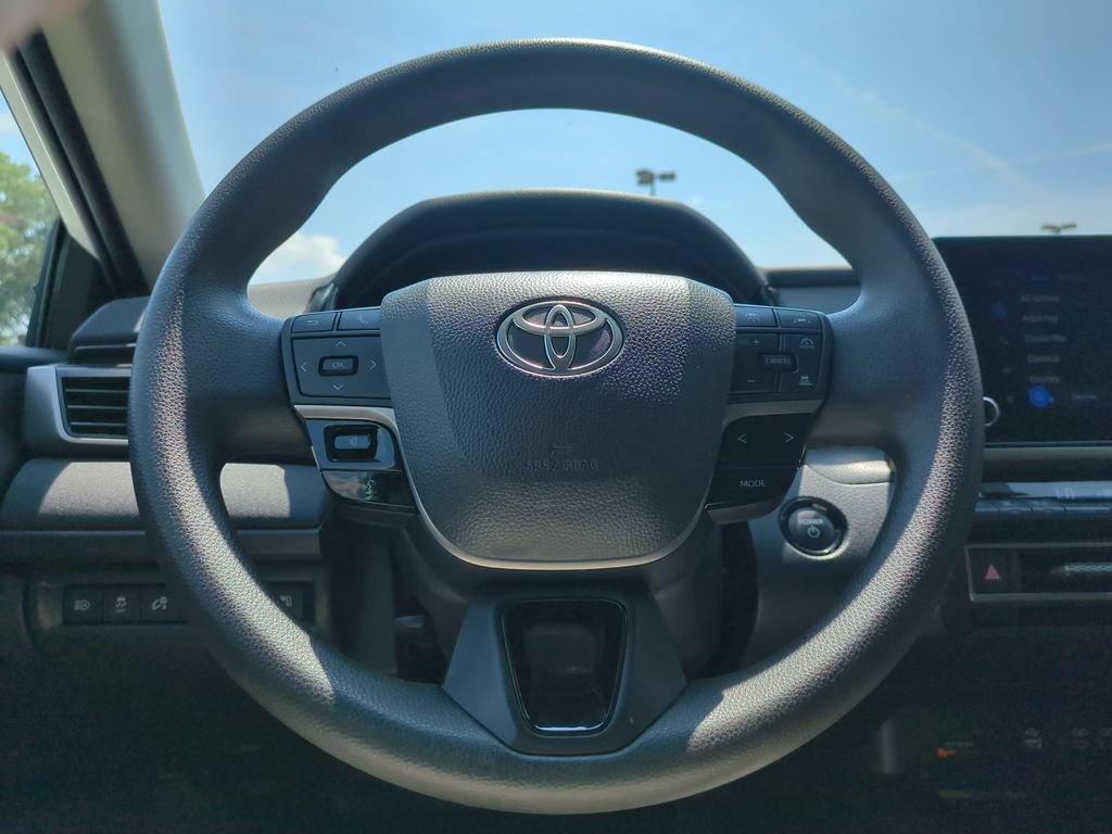 Used 2025 Toyota Camry LE FWD image 23