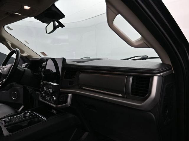Used 2023 Ford Expedition Max XLT AWD/4WD image 25