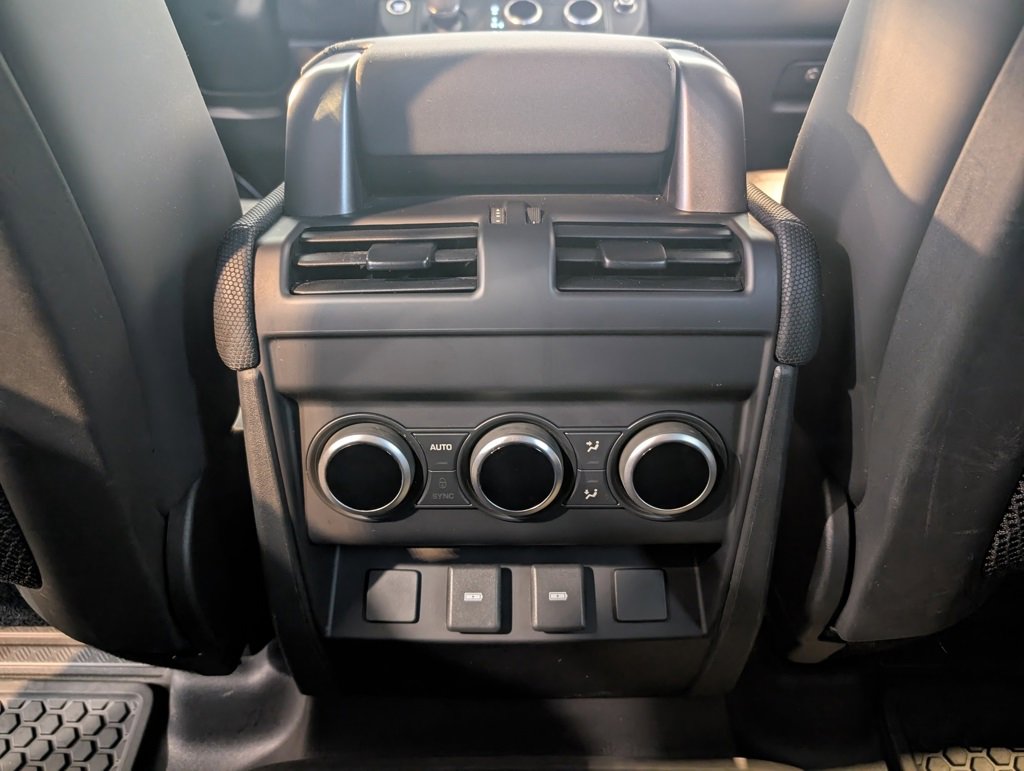 Used 2023 Land Rover Defender 110 75th Limited Edition image 27