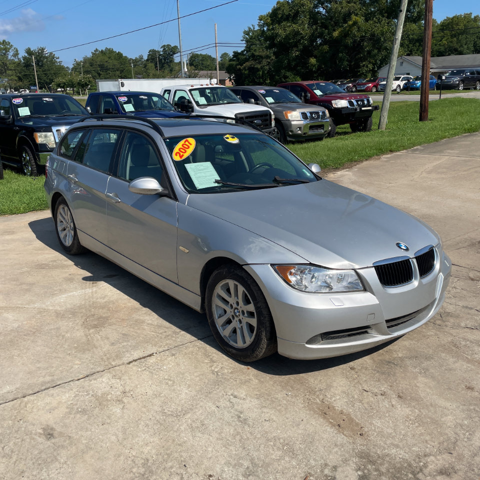 Used 2007 BMW 328xi Wagon image 2
