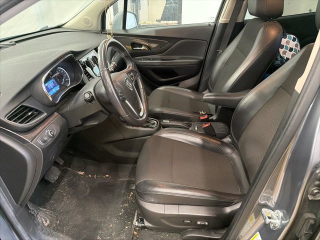 Used 2020 Buick Encore Preferred w/ Safety Package image 2