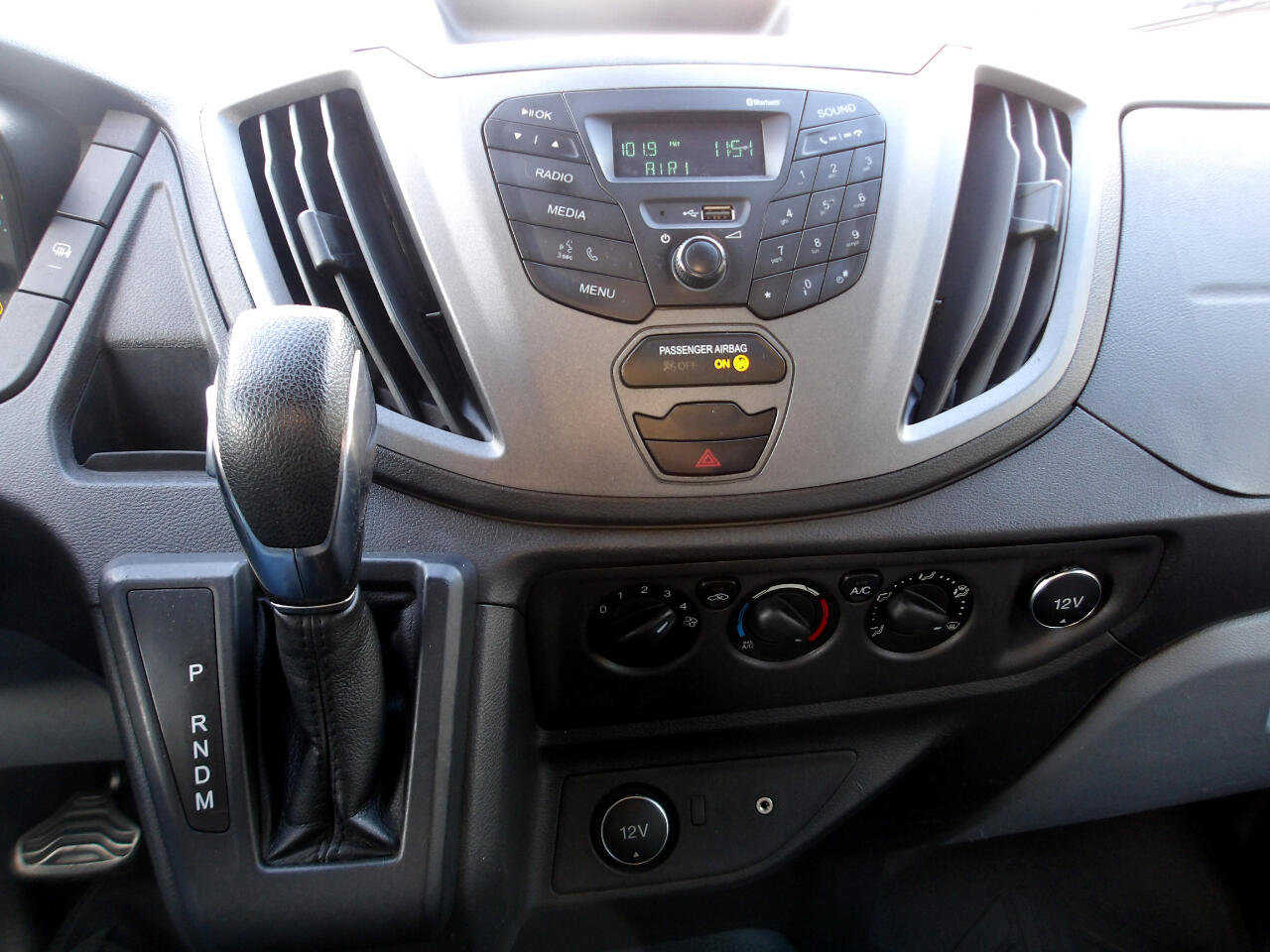 Used 2019 Ford Transit 250 148 High Roof Extended image 17