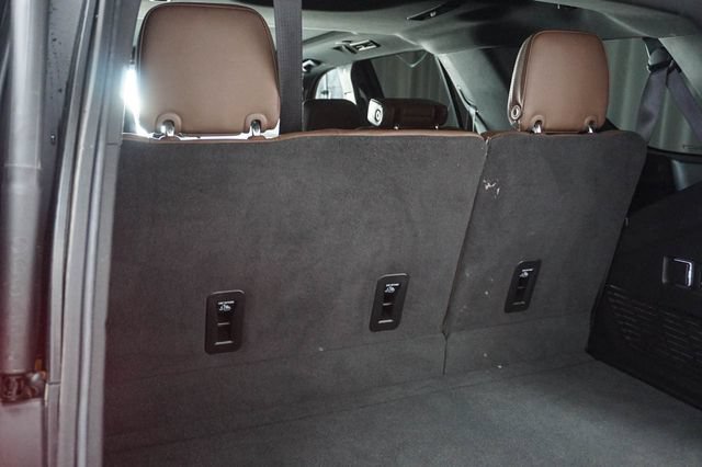 Used 2024 Chevrolet Tahoe High Country AWD/4WD image 18