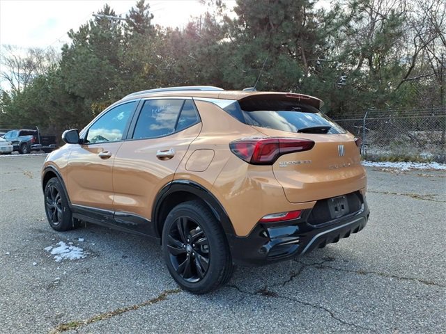 Certified 2024 Buick Encore GX Sport Touring image 5