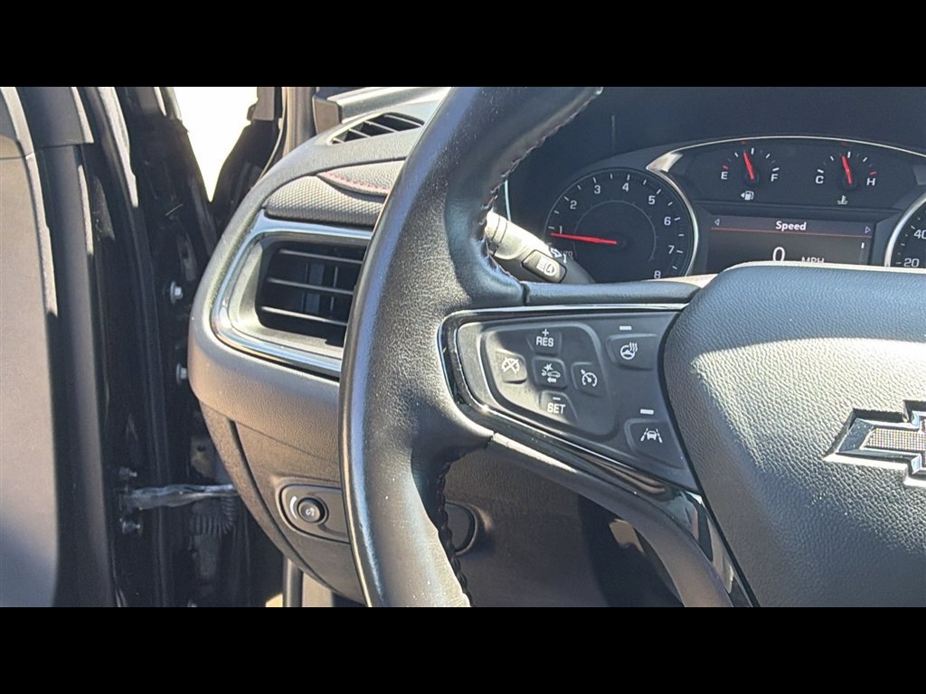 Used 2022 Chevrolet Equinox RS w/ Infotainment Package FWD image 13