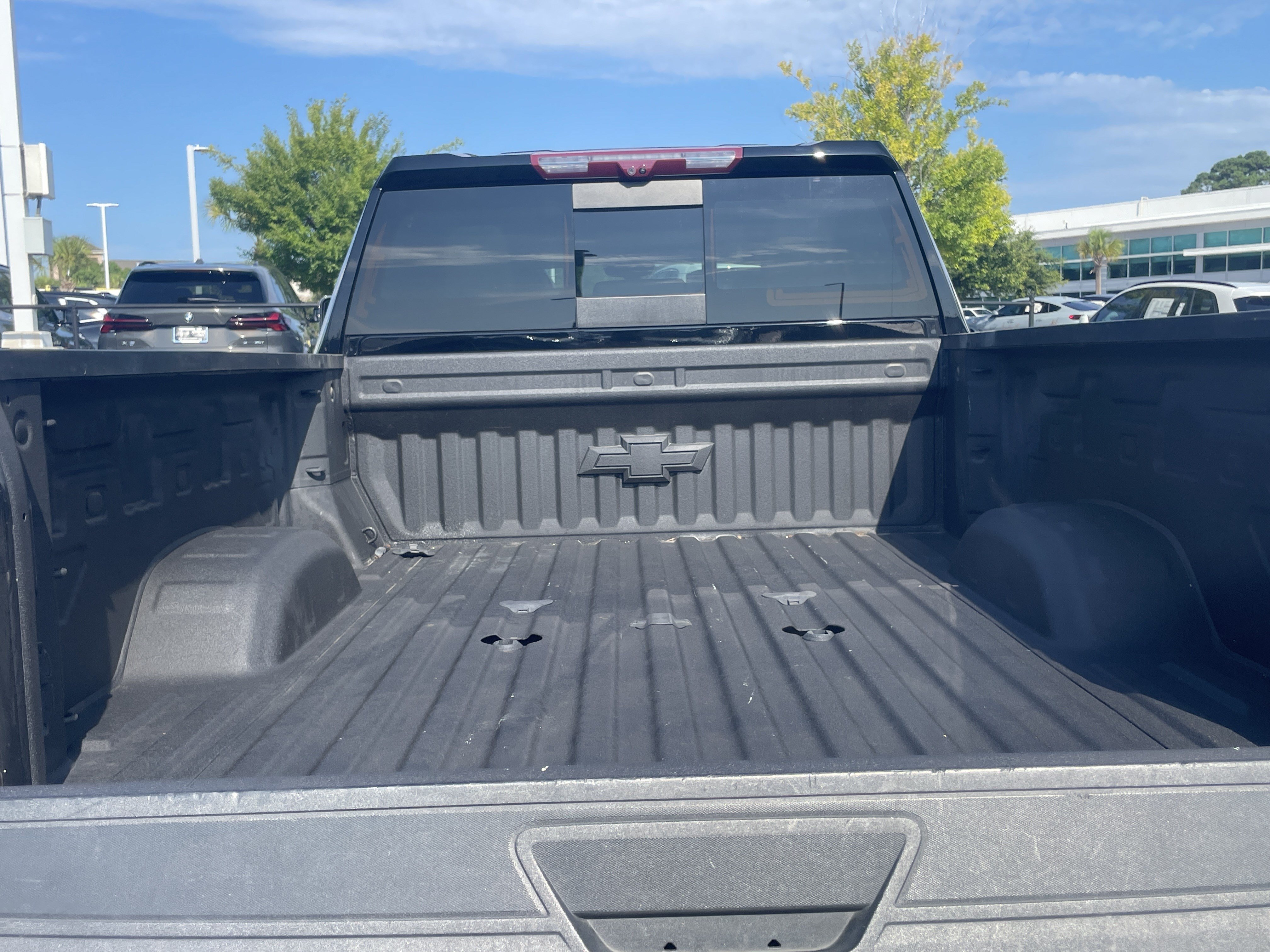 Used 2024 Chevrolet Silverado 2500 LTZ w/ LTZ Convenience Package AWD/4WD image 32