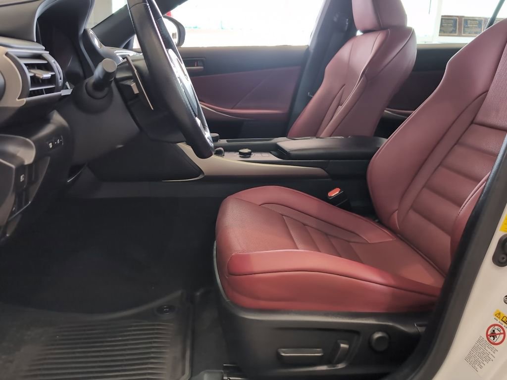Used 2019 Lexus IS 300 F Sport w/ F Sport Package AWD/4WD image 15