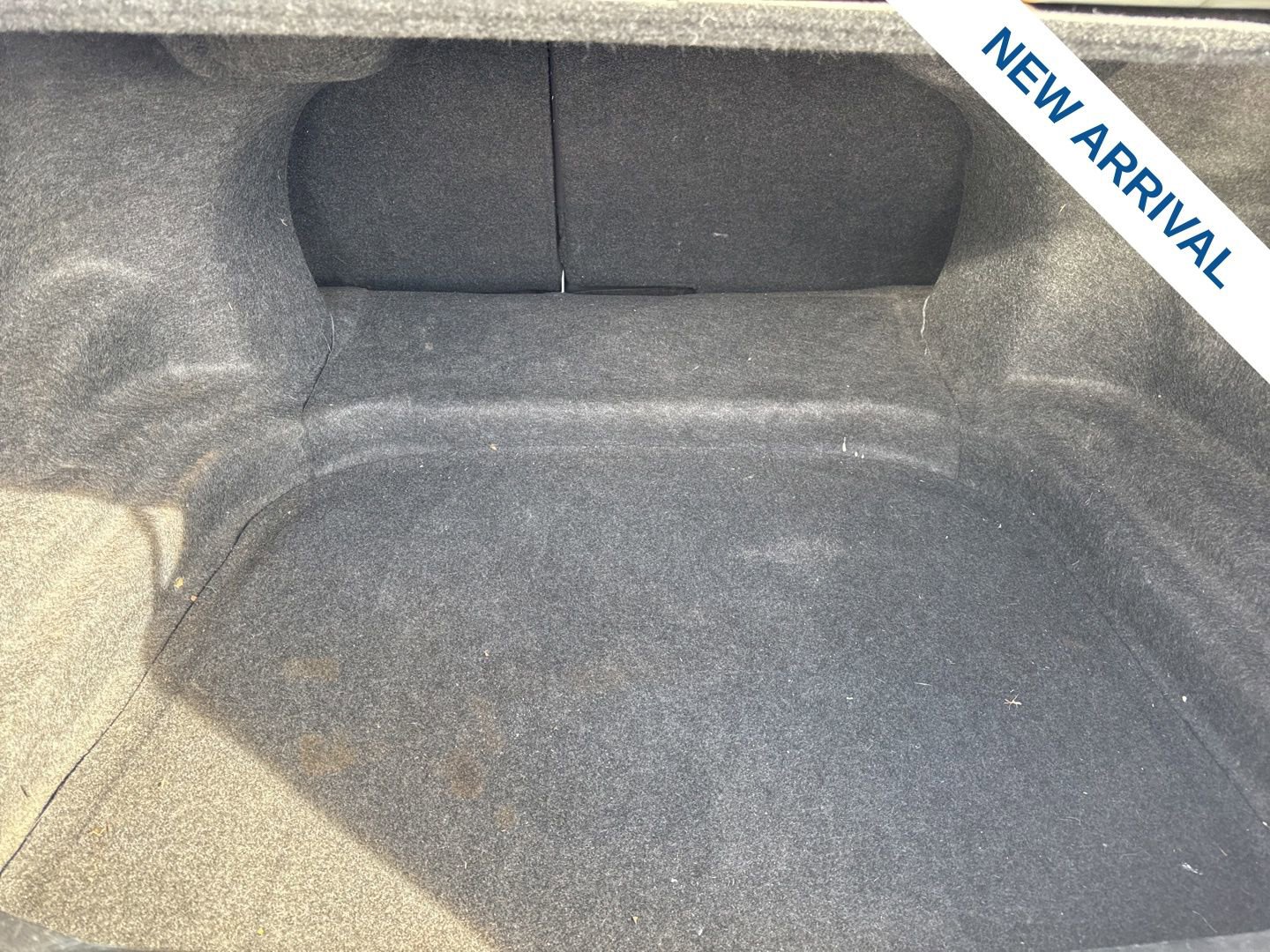 Used 2019 Ford Taurus SHO image 11