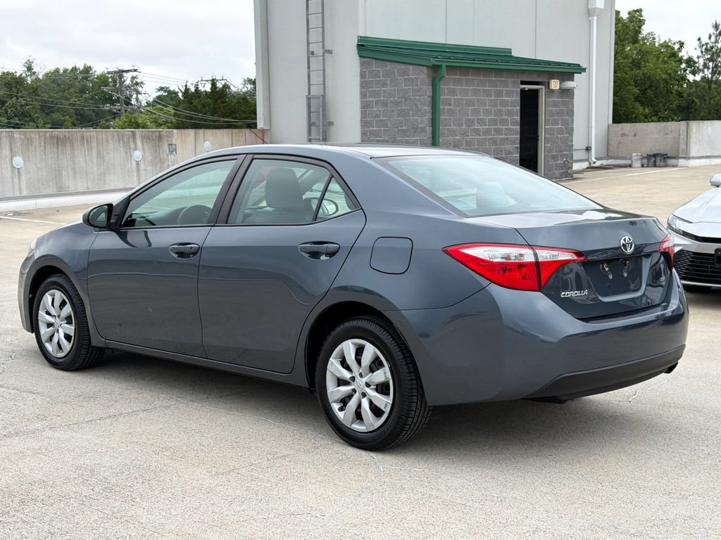 Used 2016 Toyota Corolla LE FWD image 4