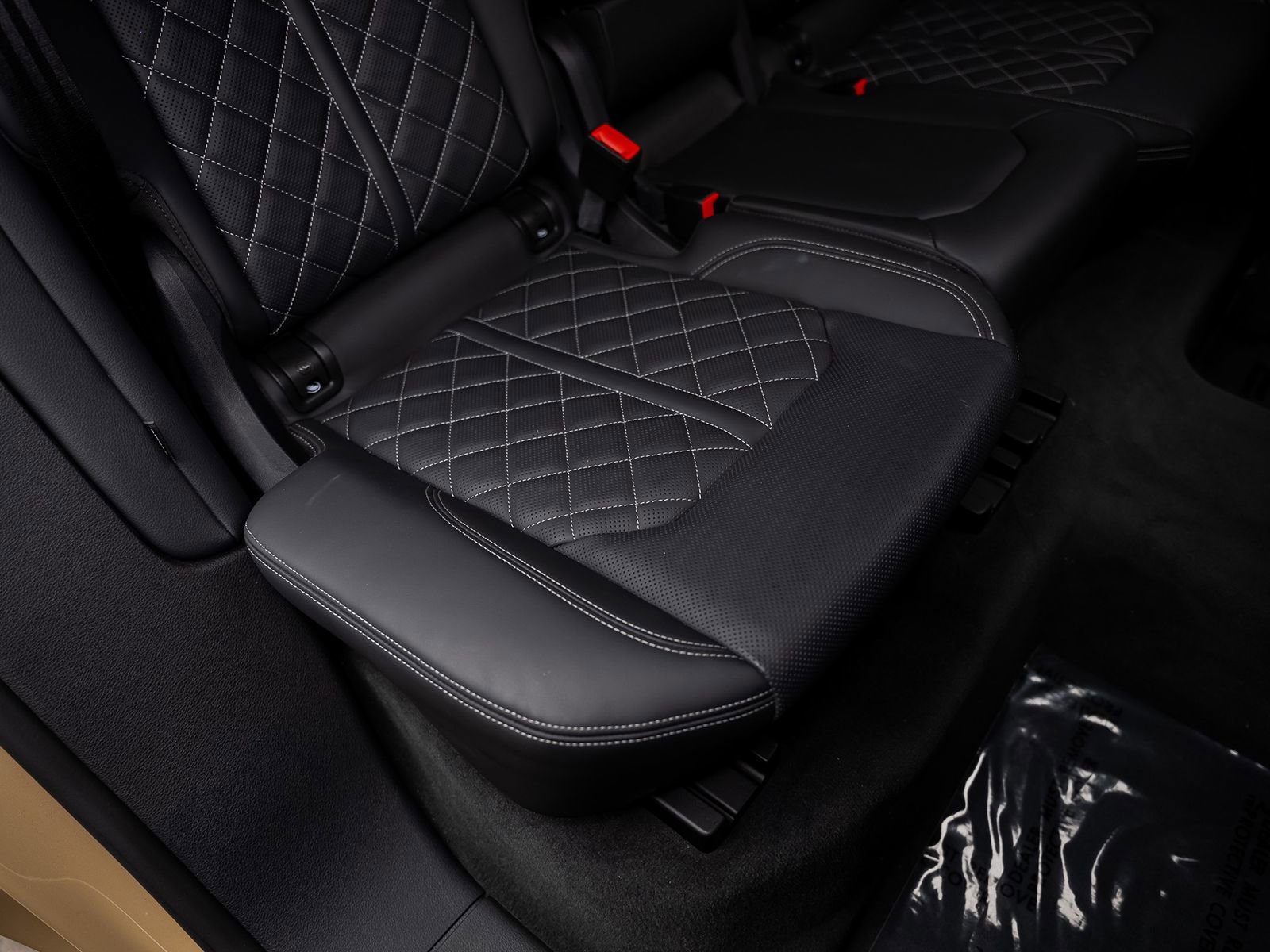 Used 2024 Audi SQ8 Prestige image 38