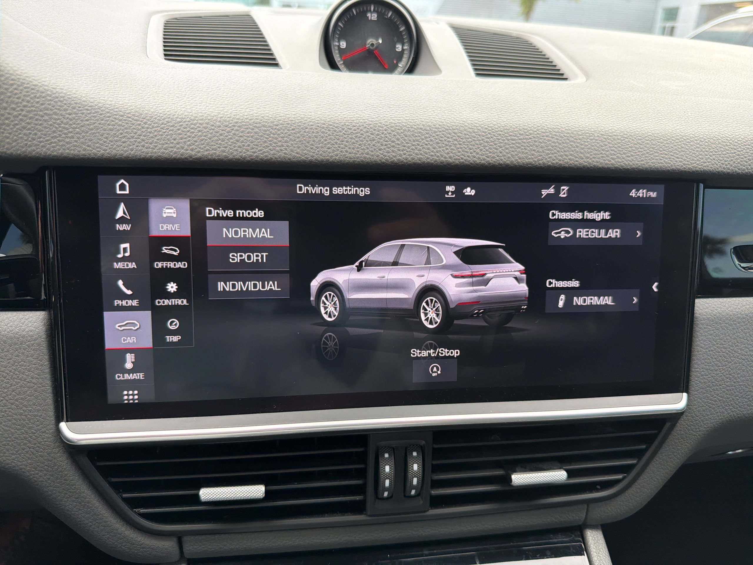 Used 2020 Porsche Cayenne S AWD/4WD image 11