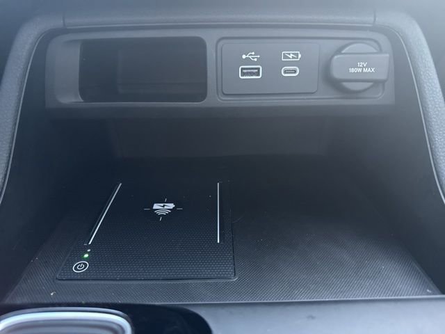 Used 2025 Honda Pilot Touring image 24