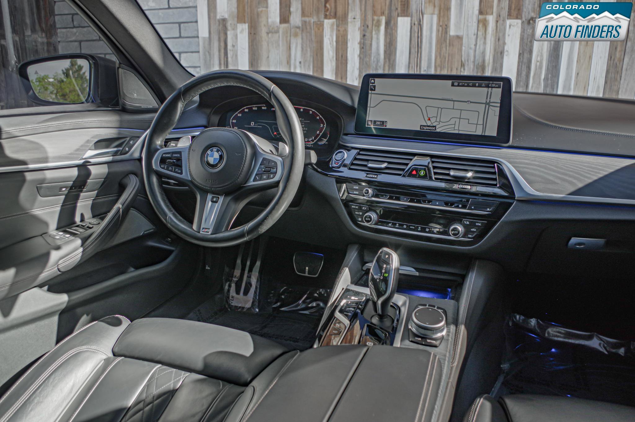 Used 2021 BMW M550i xDrive w/ Premium Package image 16