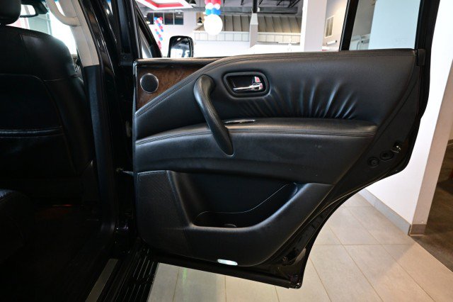 Used 2012 INFINITI QX56 4WD w/ Deluxe Touring Pkg image 24
