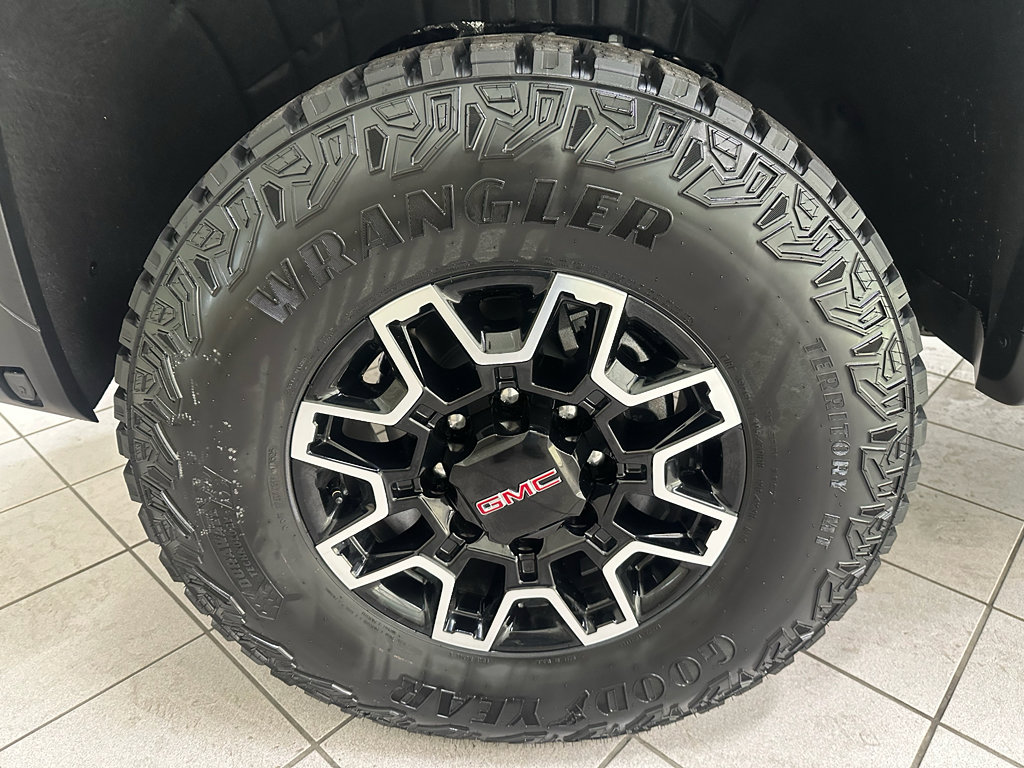 New 2026 GMC Sierra 2500 AT4X image 20