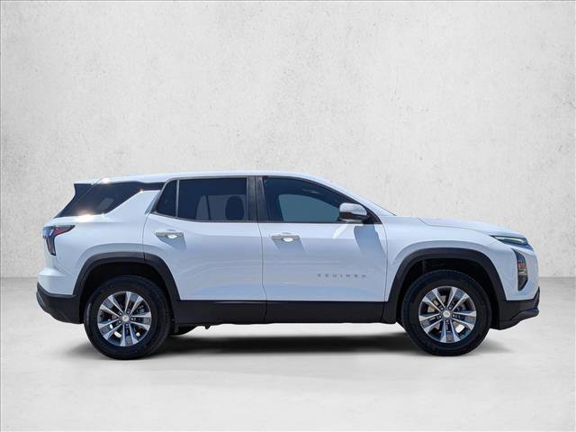 Used 2025 Chevrolet Equinox LT image 3
