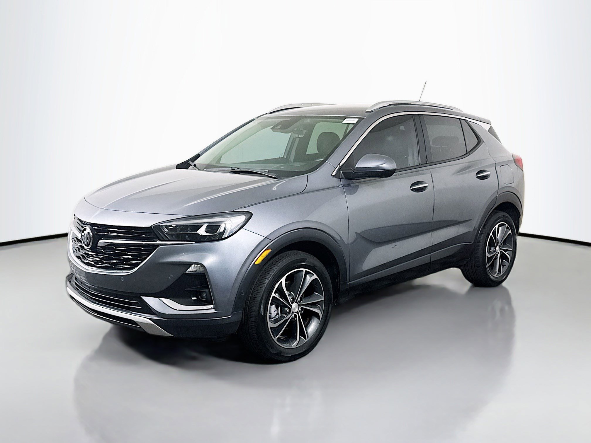 Used 2022 Buick Encore GX Essence w/ Advanced Technology Package image 4