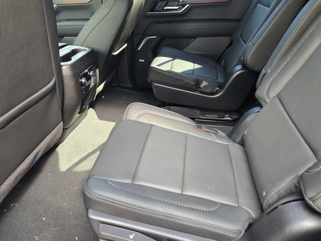 New 2026 GMC Yukon Denali AWD/4WD image 6