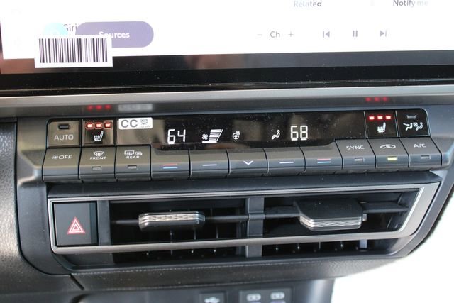 Used 2026 Toyota Camry XLE FWD image 21