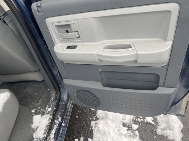 Used 2006 Dodge Dakota SLT image 18