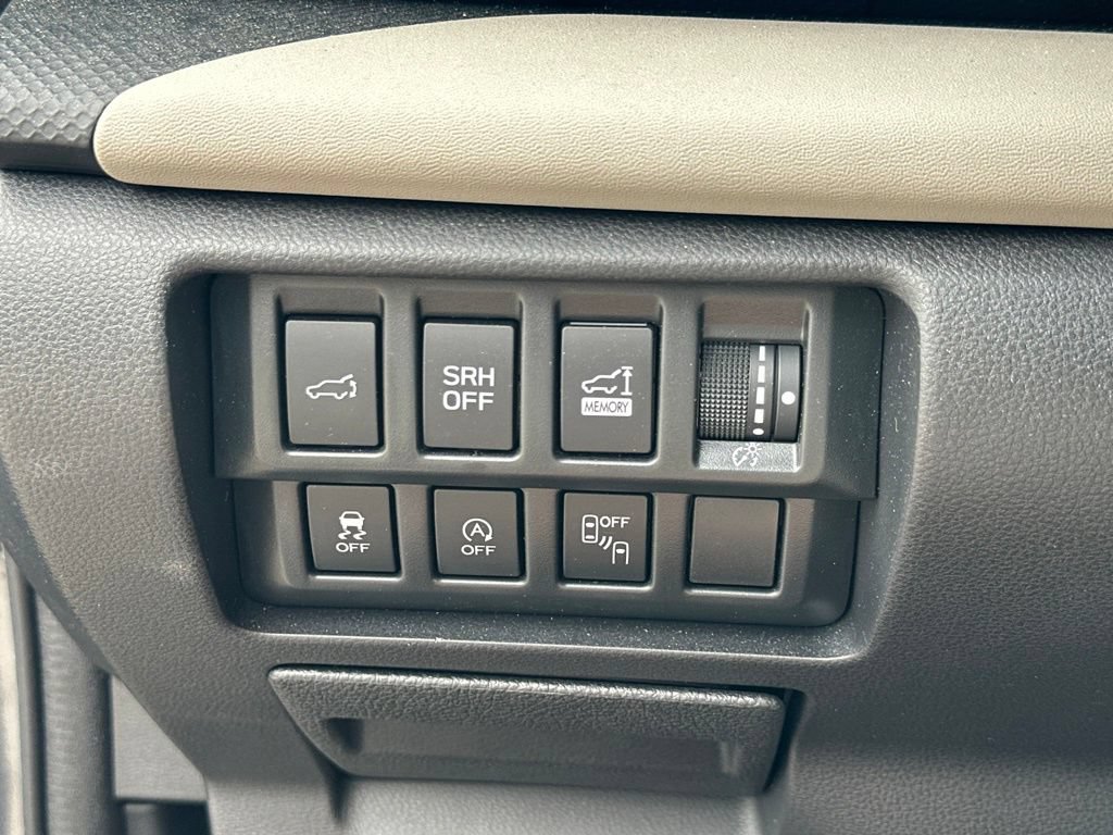 Used 2023 Subaru Forester Limited AWD/4WD image 18