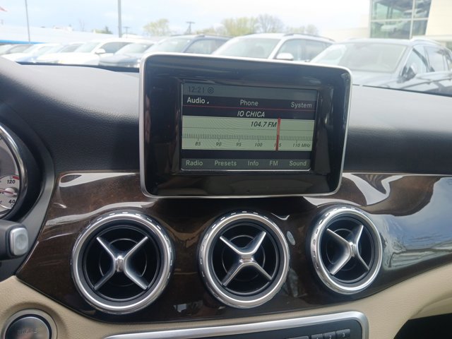 Used 2015 Mercedes-Benz GLA 250 4MATIC image 18