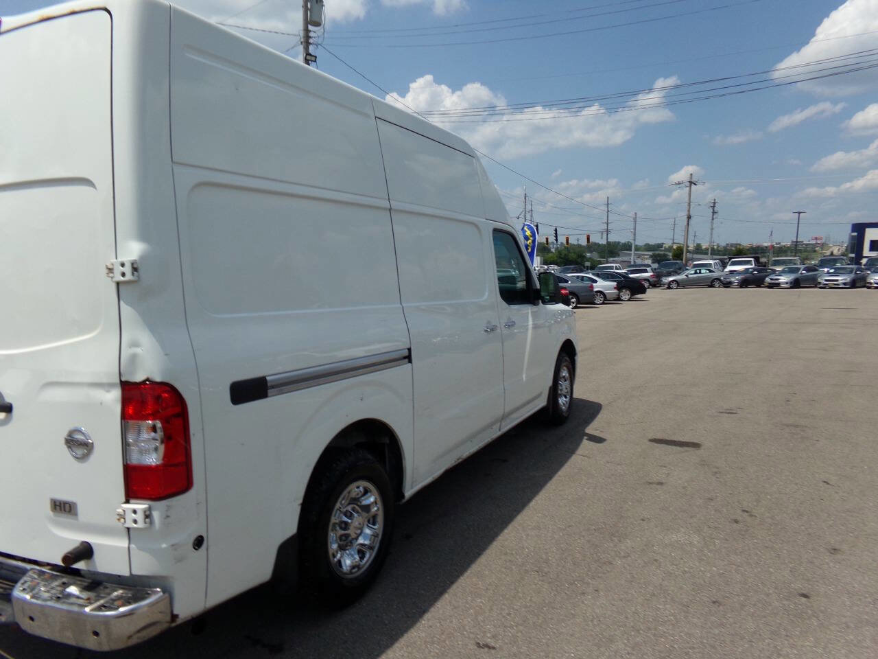 Used 2016 Nissan NV 2500 SL w/ Technology Package image 33