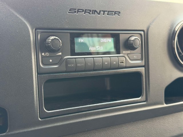 Used 2025 Mercedes-Benz Sprinter 2500 image 25