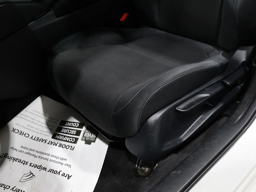 Used 2019 Honda Insight LX image 12