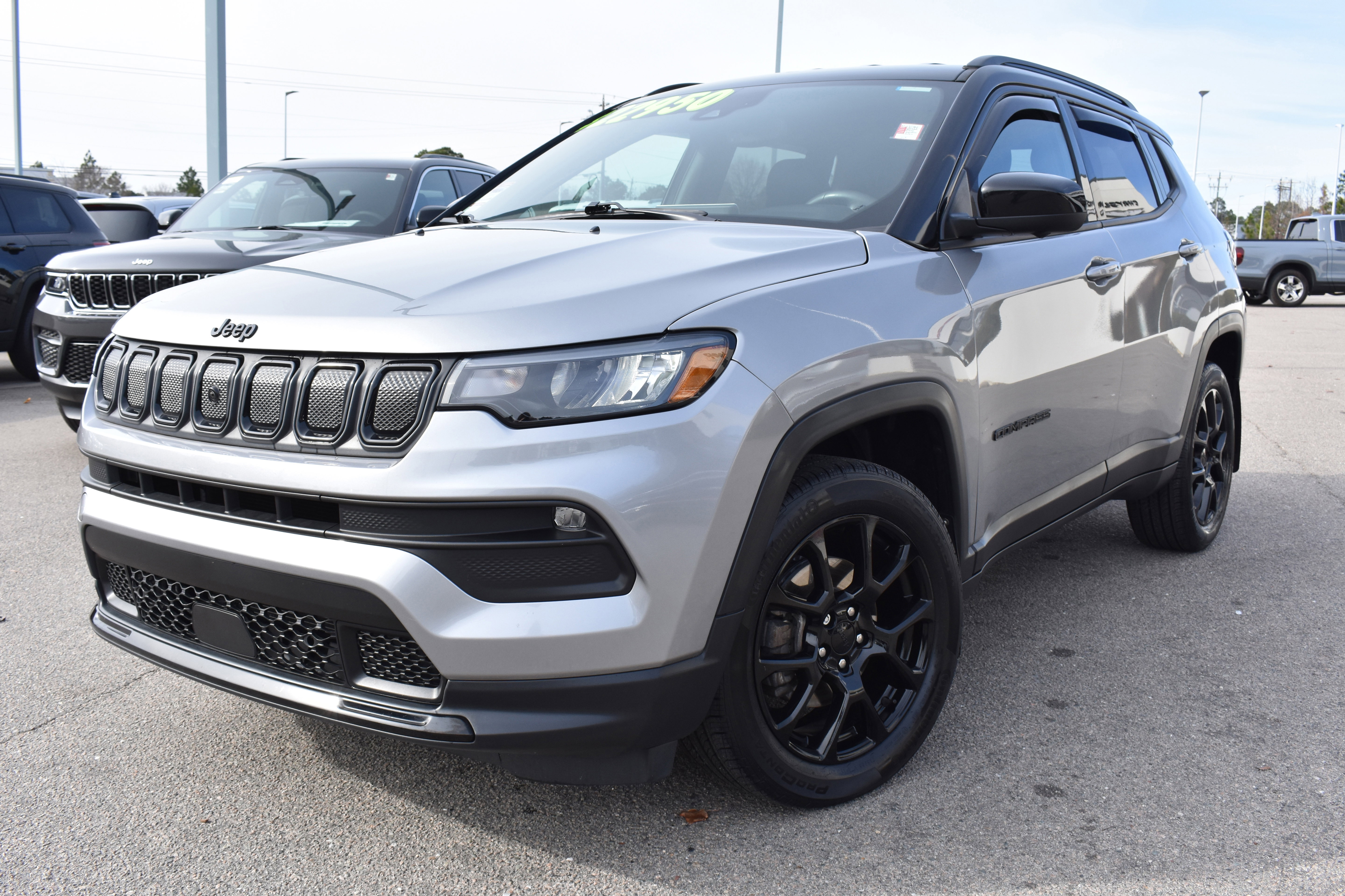 Used 2022 Jeep Compass Altitude w/ Convenience Group image 5