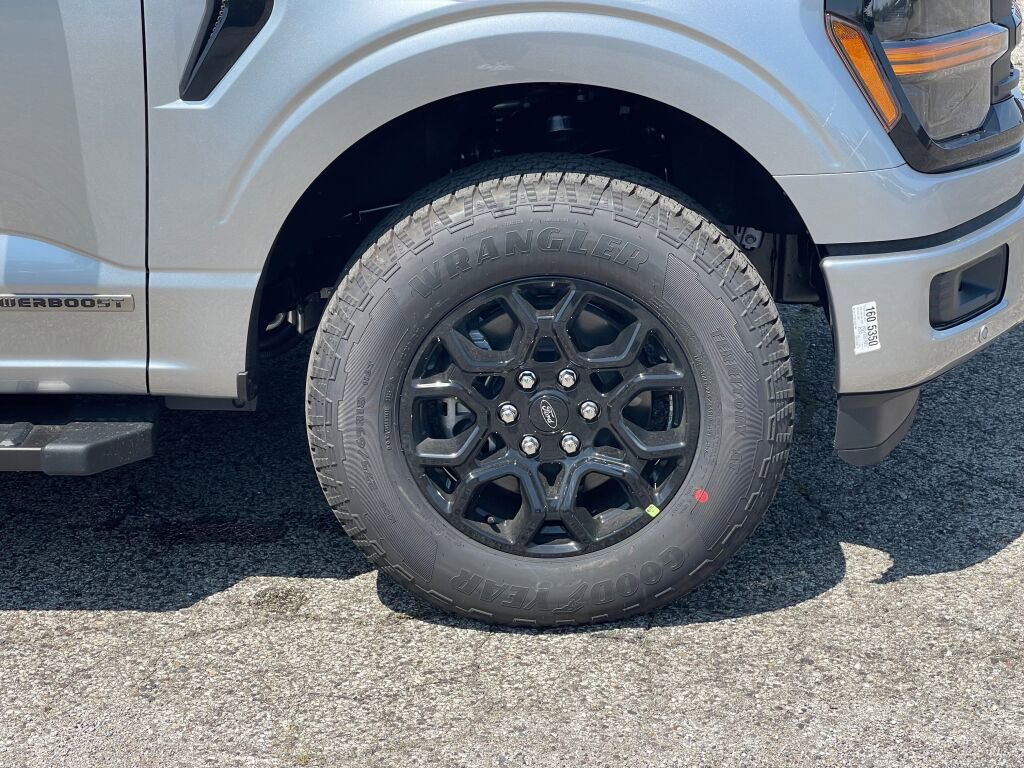 New 2025 Ford F150 XLT w/ Equipment Group 302A MID image 17