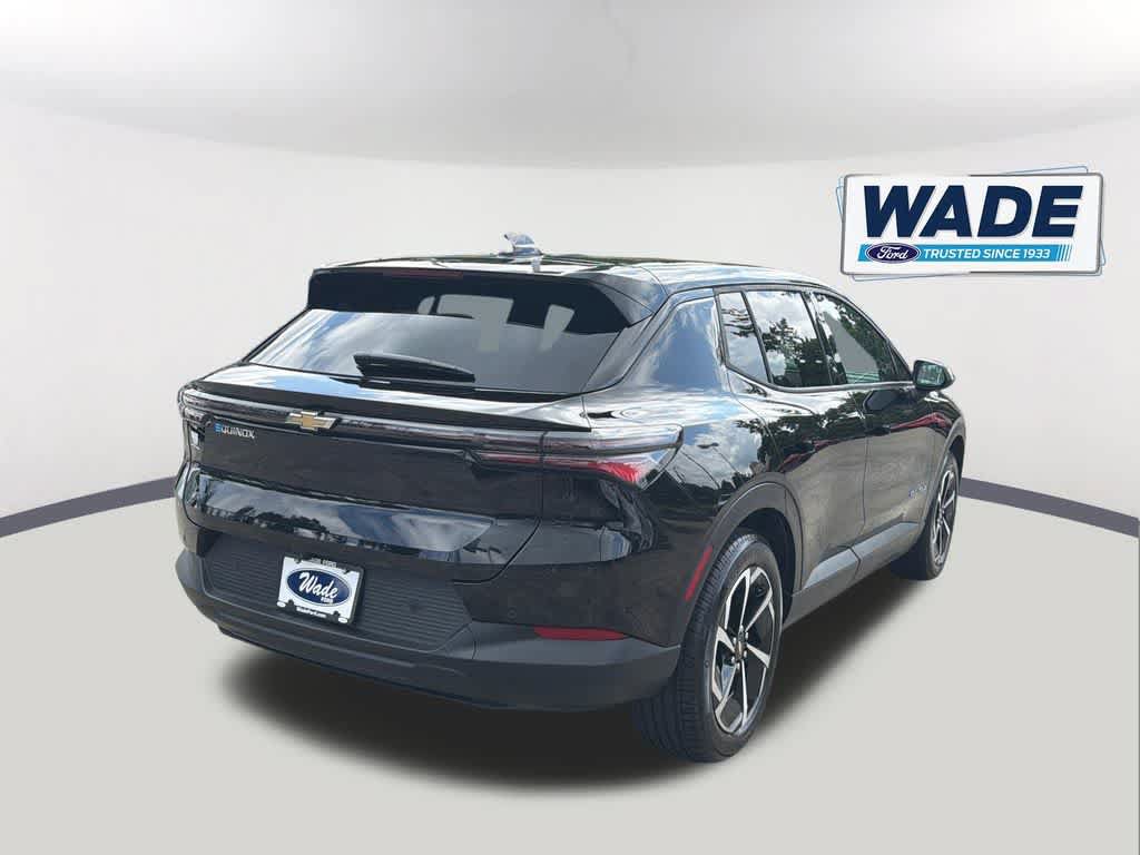 Used 2026 Chevrolet Equinox EV LT FWD image 5
